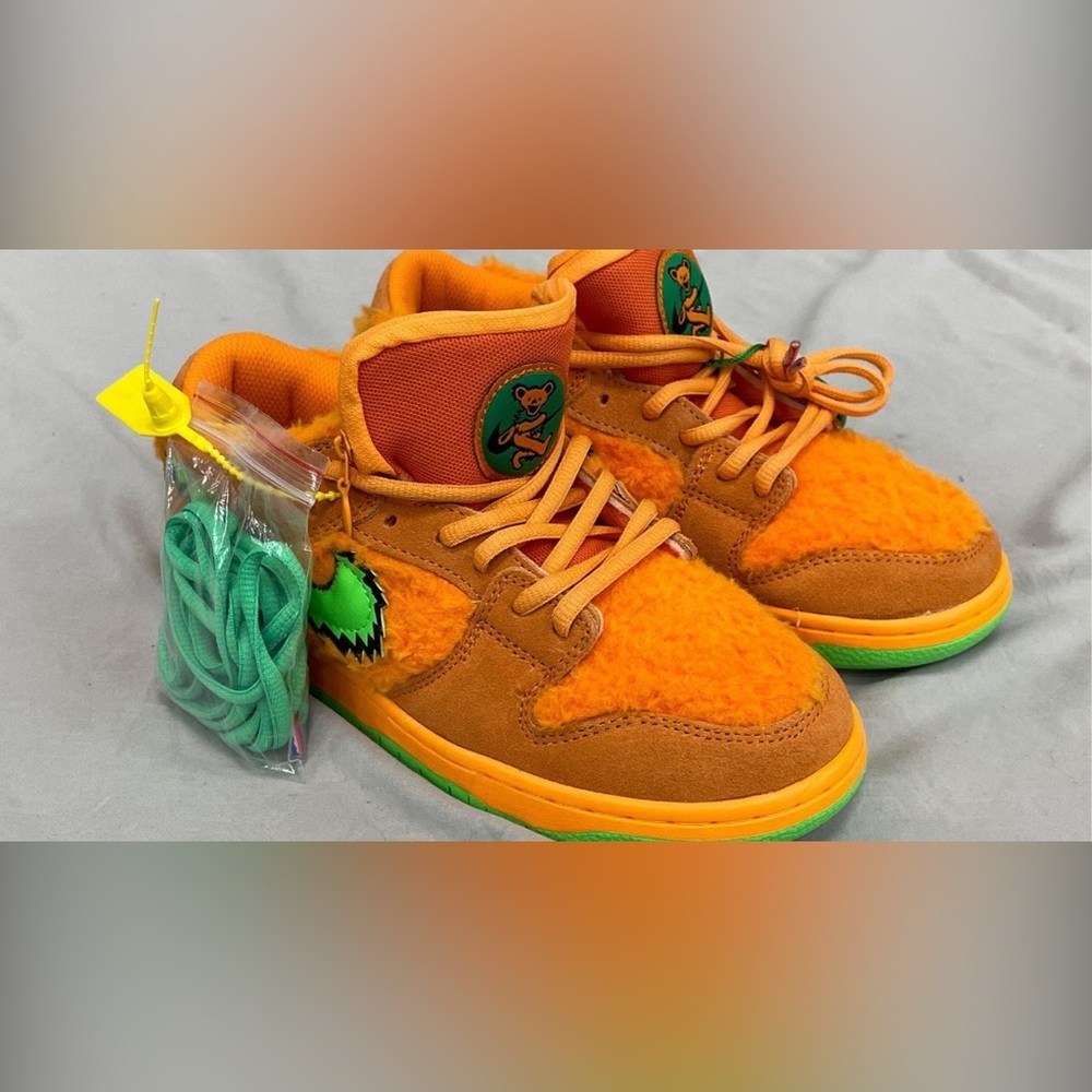 Grateful Dead × Nike SB Dunk Low Orange Bear CJ5378-800 Men's Size 8 Men’s